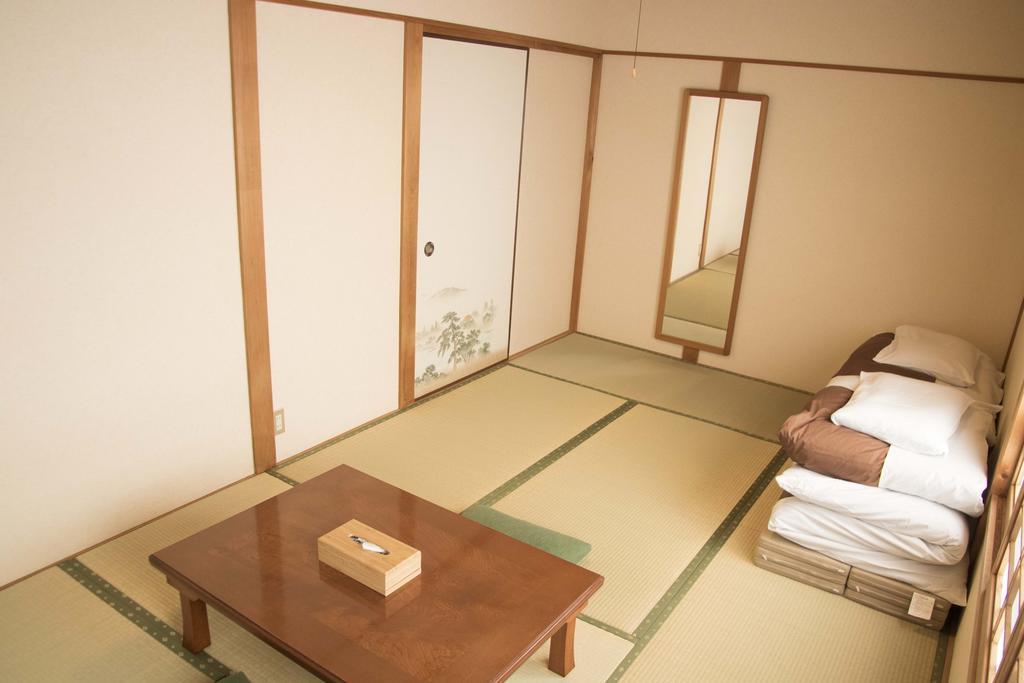 J-Hoppers Kumano Yunomine Guesthouse Hongu Bagian luar foto