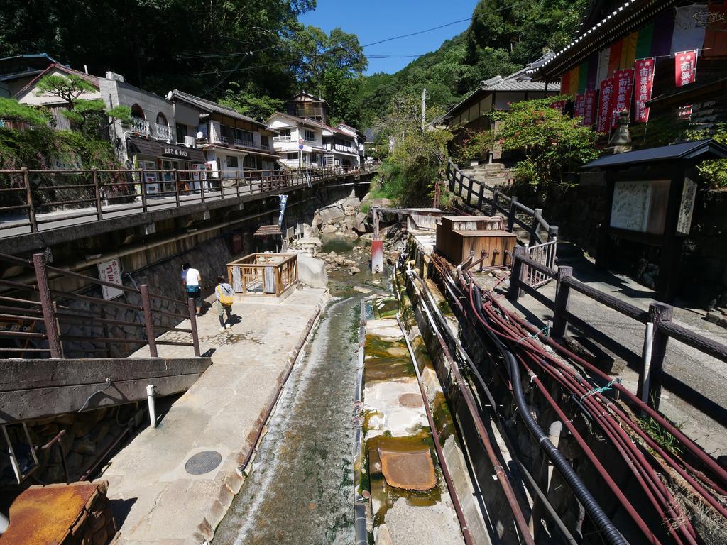 J-Hoppers Kumano Yunomine Guesthouse Hongu Bagian luar foto